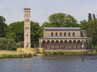 Heilandskirche am Port von Sacrow