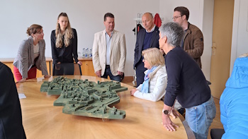 Präsentation Blindenstadtmodell im Rathaus